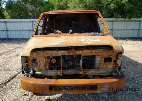 2013 Ford Econoline E150 Van из США, поврежденный, VIN 1FTNE1EW2DDB26305